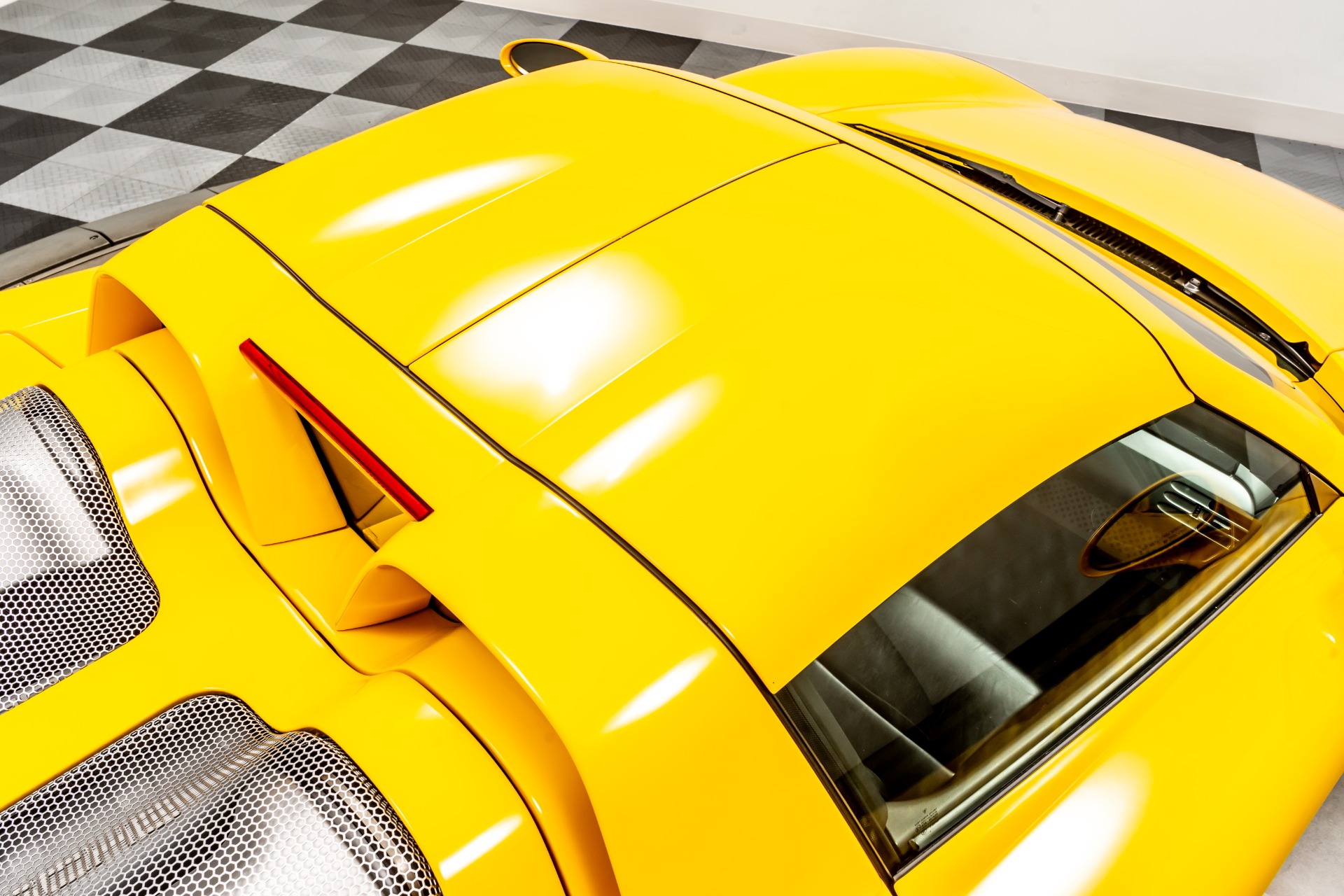 カーペンター　GTγ105 黄 1995 Ford Mustang | GR Auto Gallery