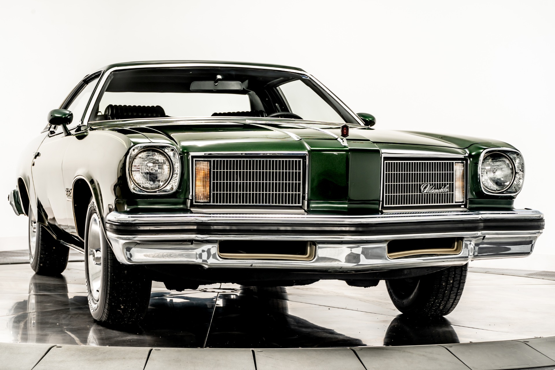 Forest Green Oldsmobile Cutlass Salon with 350ci OHV V8 4bbl 