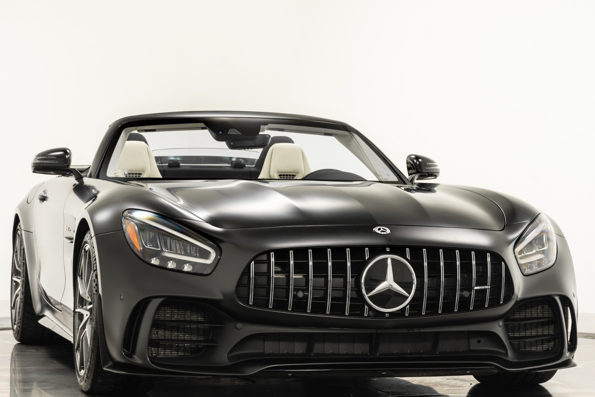 designo Graphite Grey magno Mercedes-Benz AMG GT R Roadster with