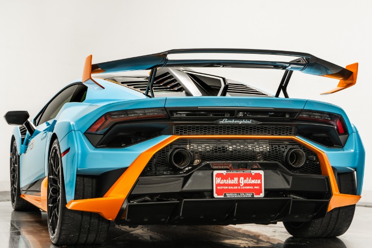 Blu Laufey Lamborghini Huracan STO with 5.2L V10 631hp 417ft. lbs