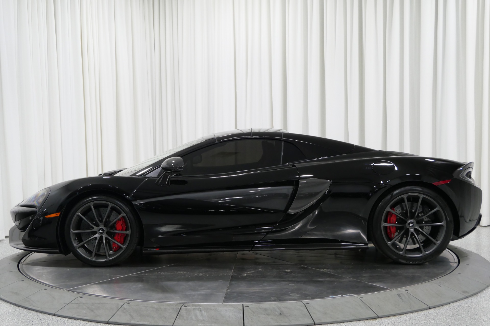 Mortiis ブラックメタル　BLACKL Used 2020 McLaren 570S Spider on Brixton Wheels w/ MSO Black Pack