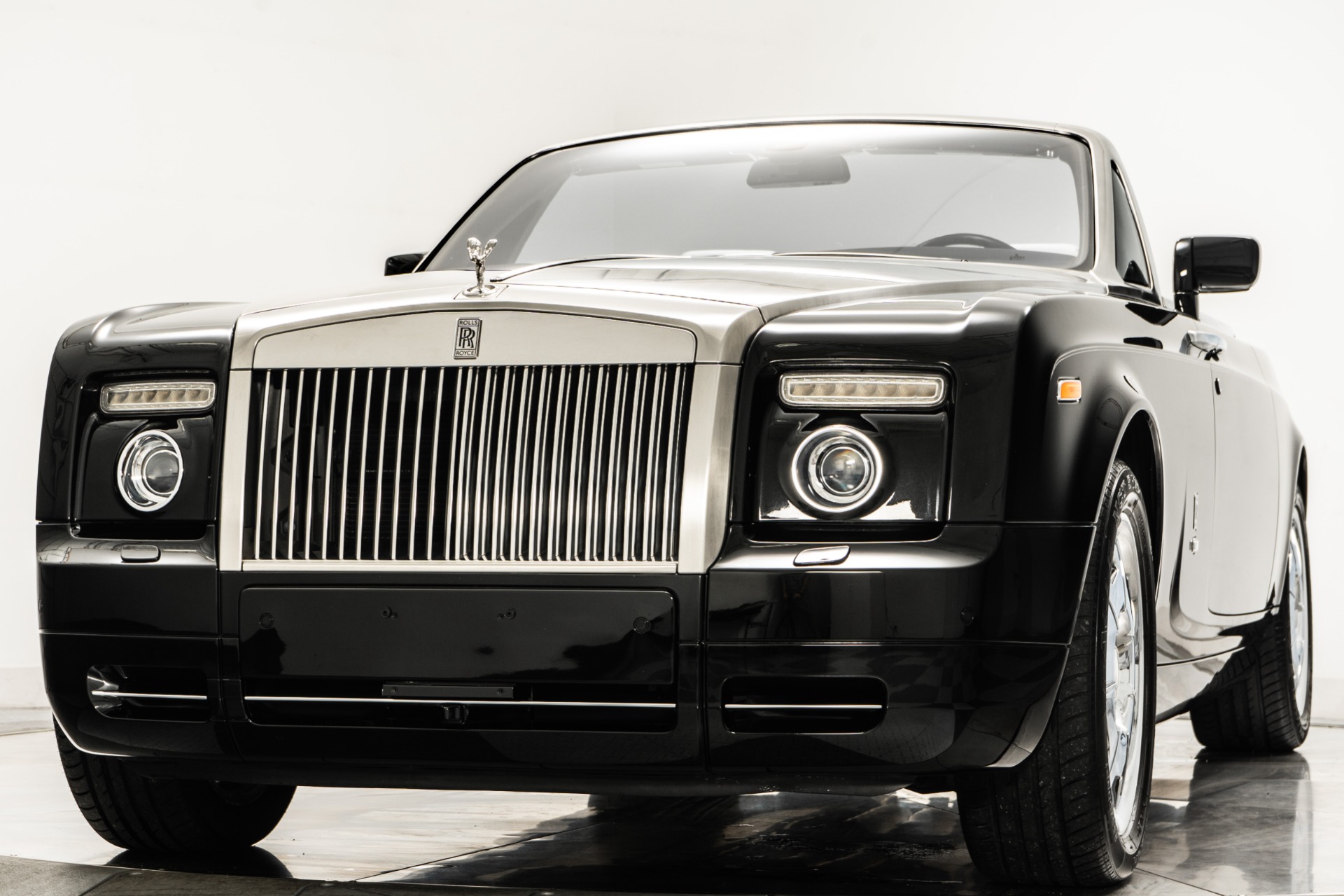 Diamond Black Rolls-Royce Phantom Drophead Coupe with 6.75 Litre