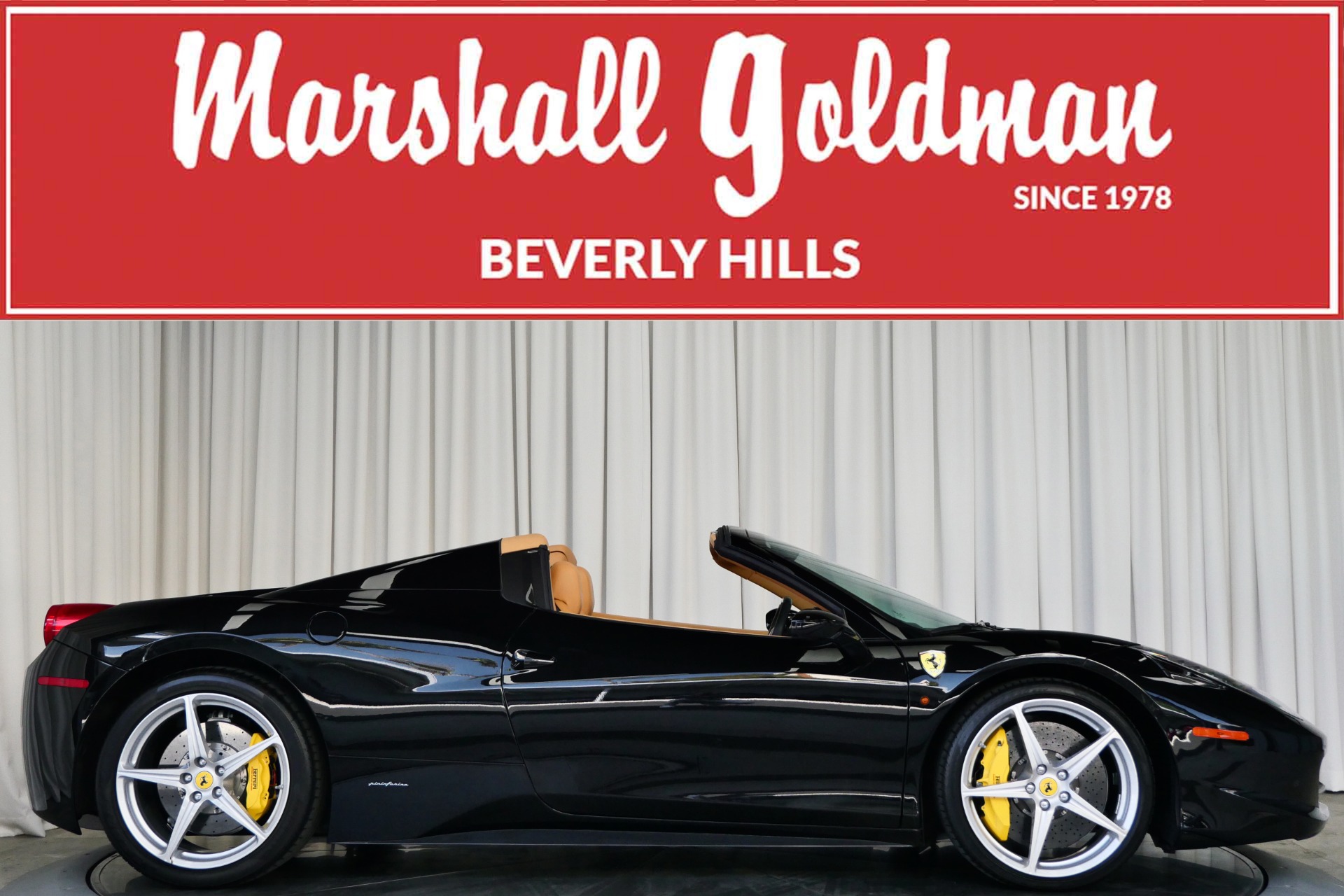 Nero Ferrari 458 Spider with 4.5L V8 570hp 398ft. lbs. Engine For