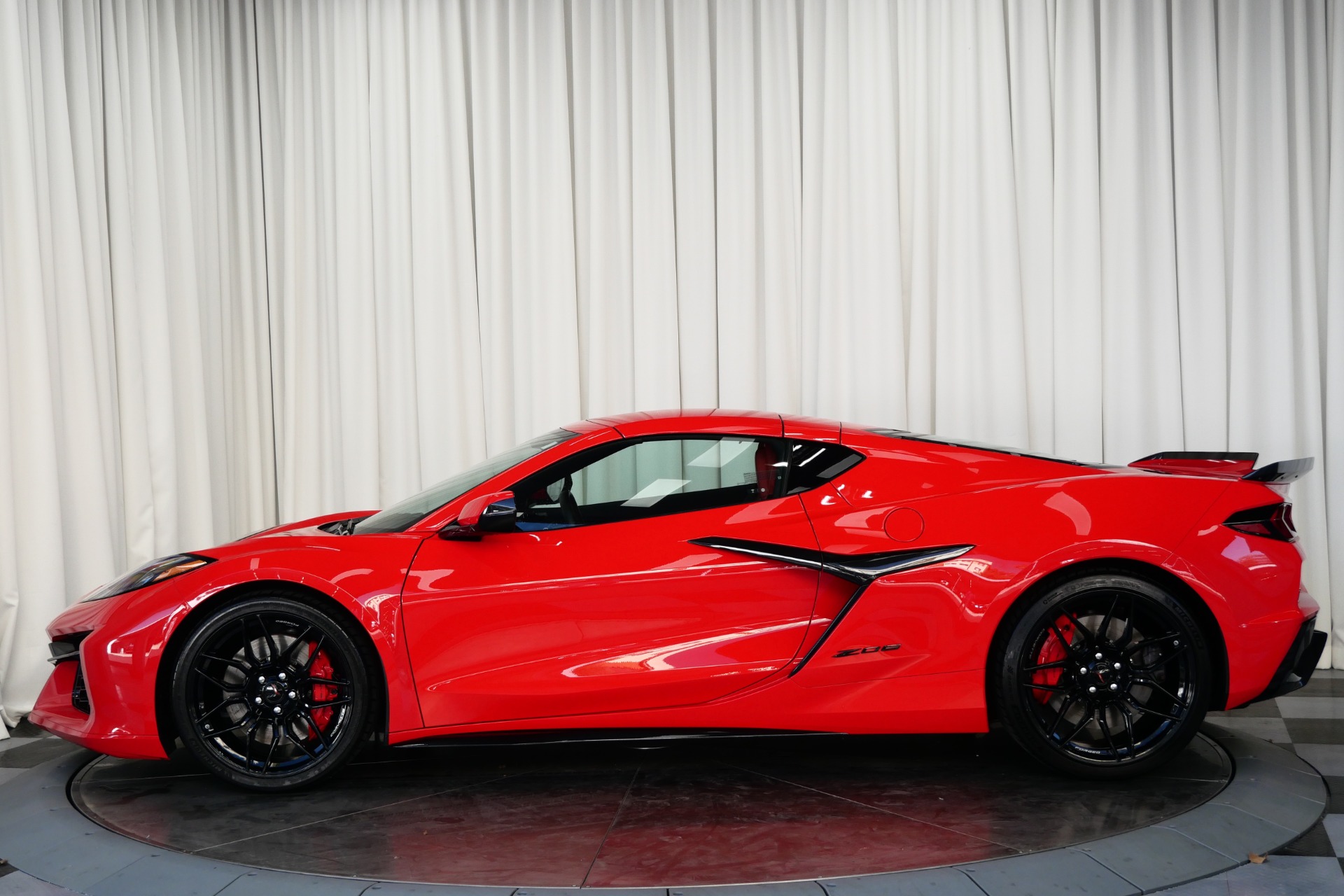 Torch Red Chevrolet Corvette Z06 with 5.5L V8 670hp 460ft. lbs
