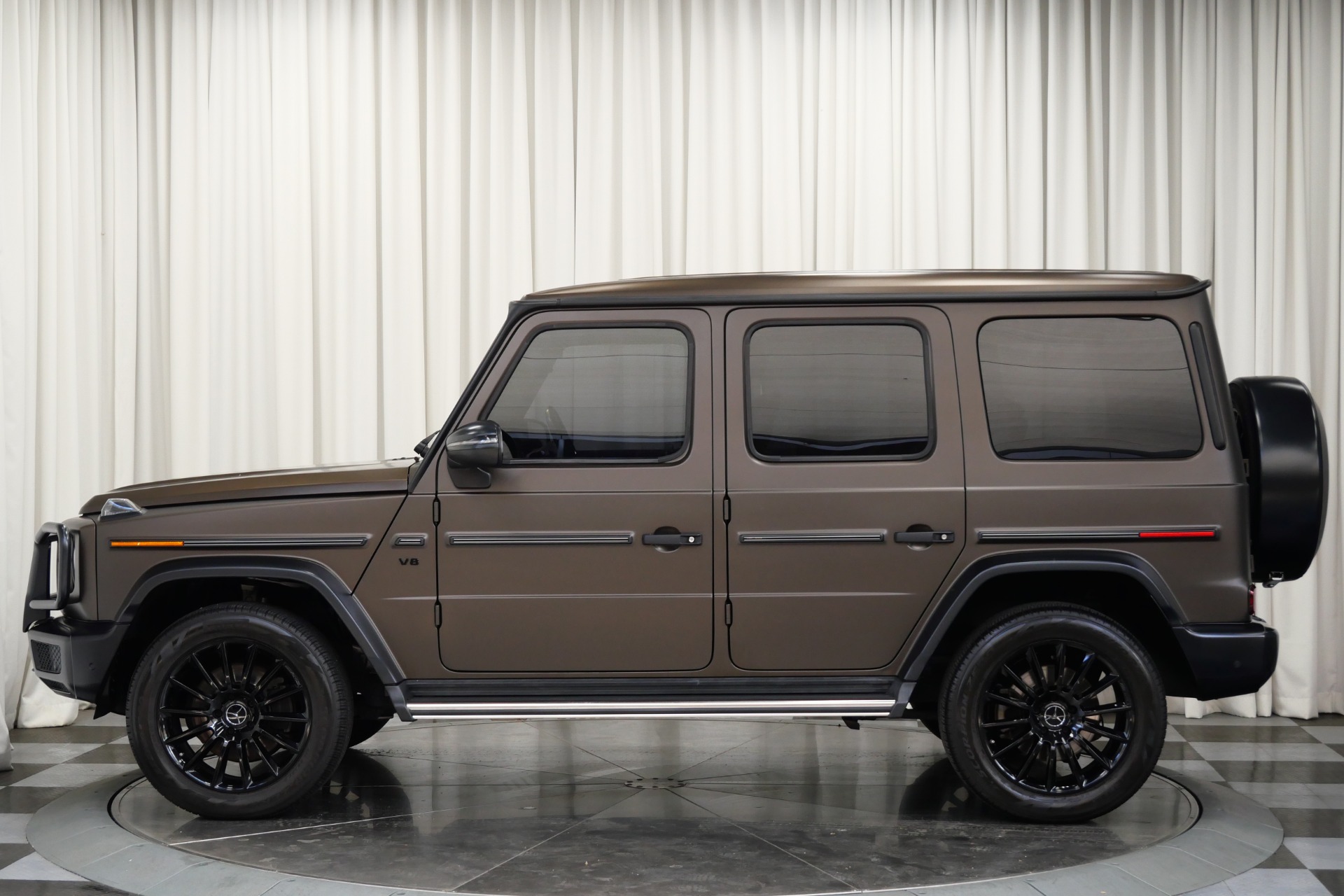 G manufaktur Dakota Brown magno Mercedes-Benz G550 W4 with 4.0L