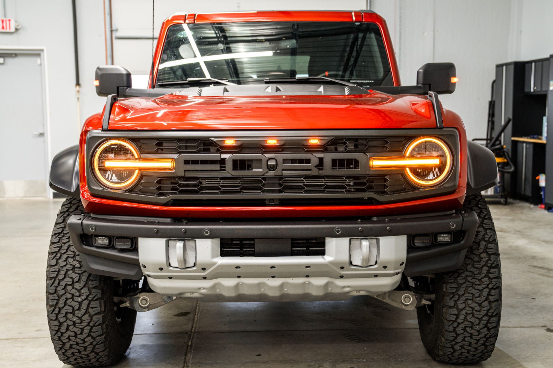 2023 Ford Bronco Raptor photo 3