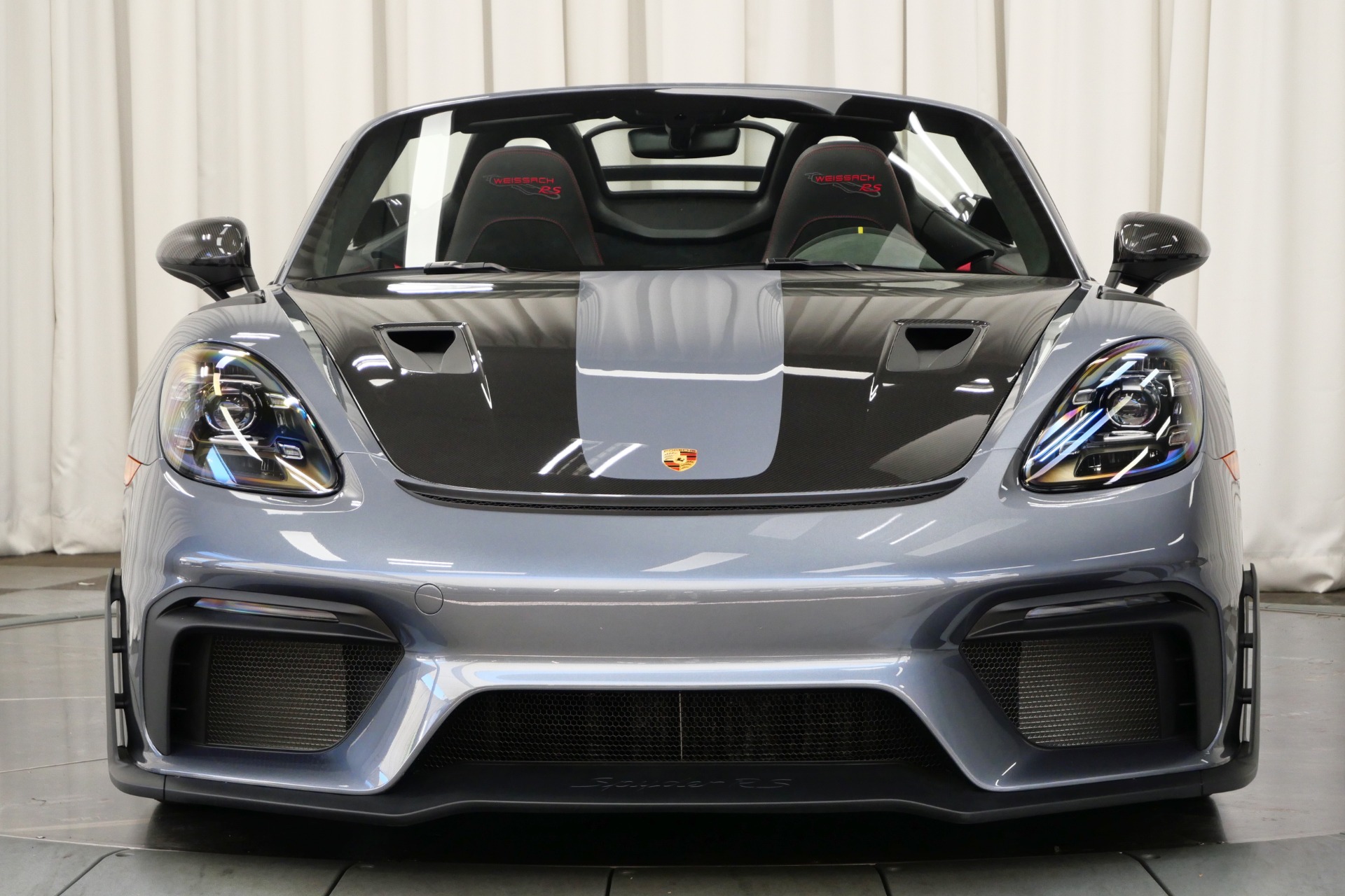 2025 Porsche Boxster Spyder photo 4