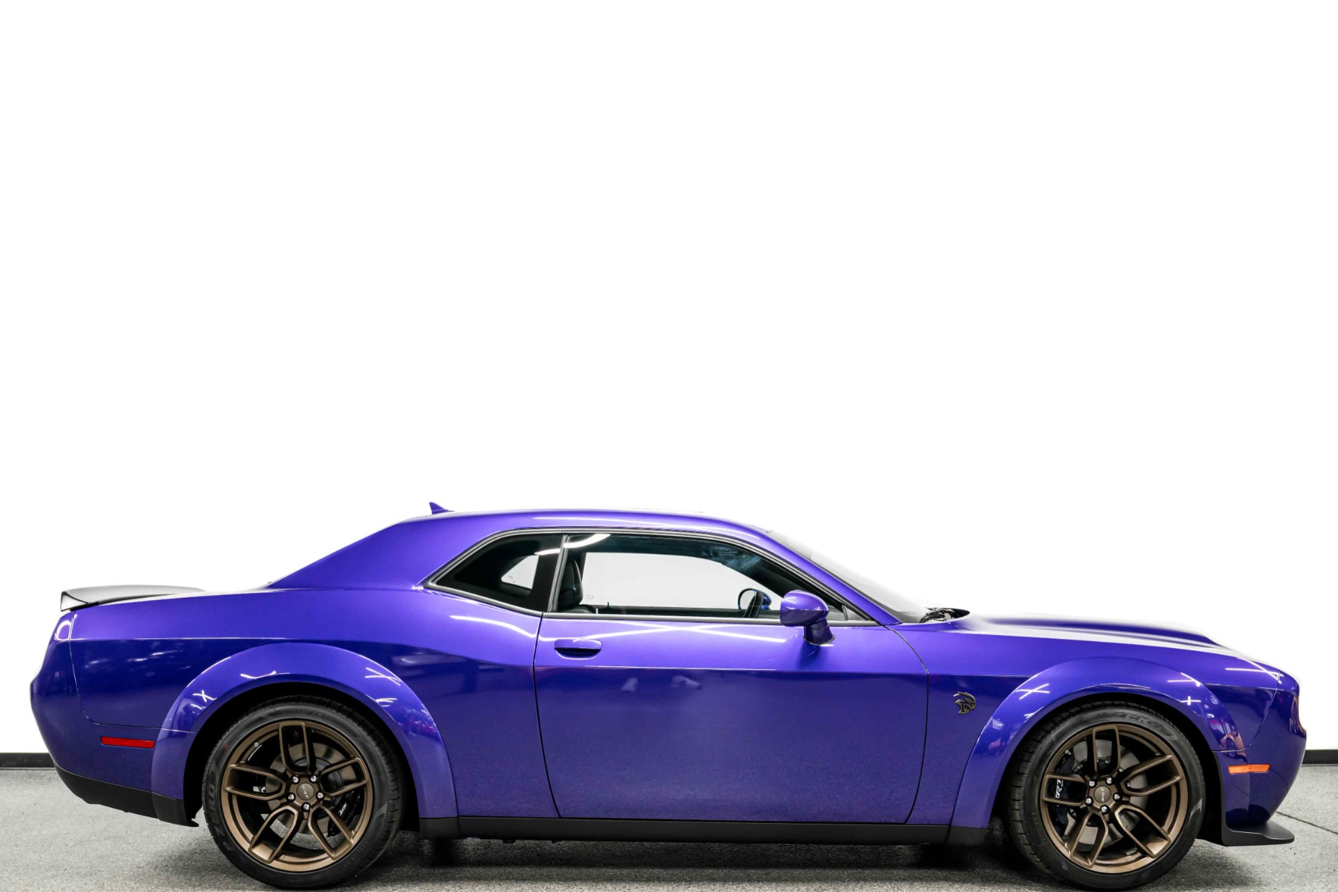 Plum Crazy Pearl Coat Dodge Challenger SRT Hellcat Jailbreak
