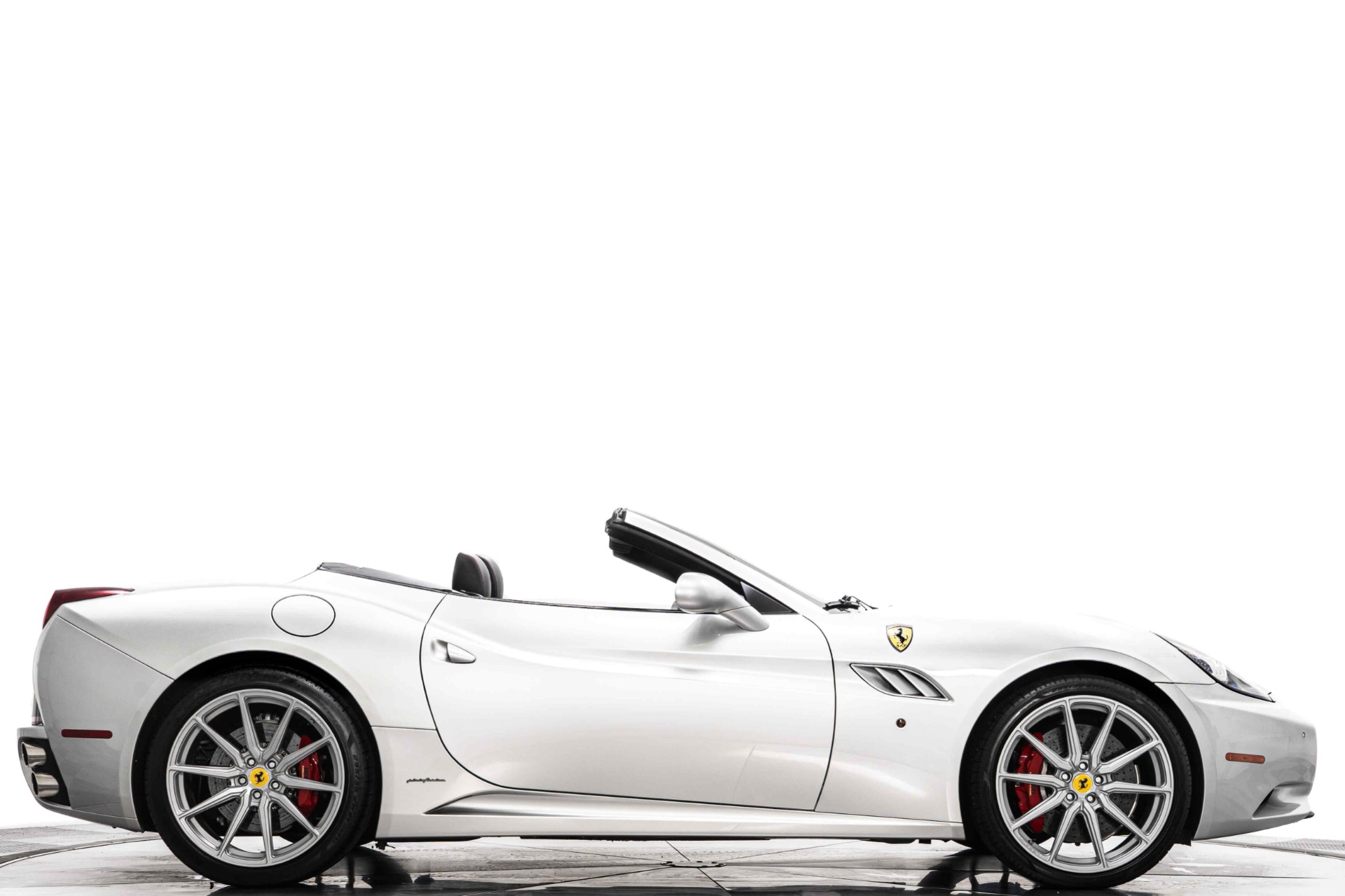 2013 Ferrari California photo 2