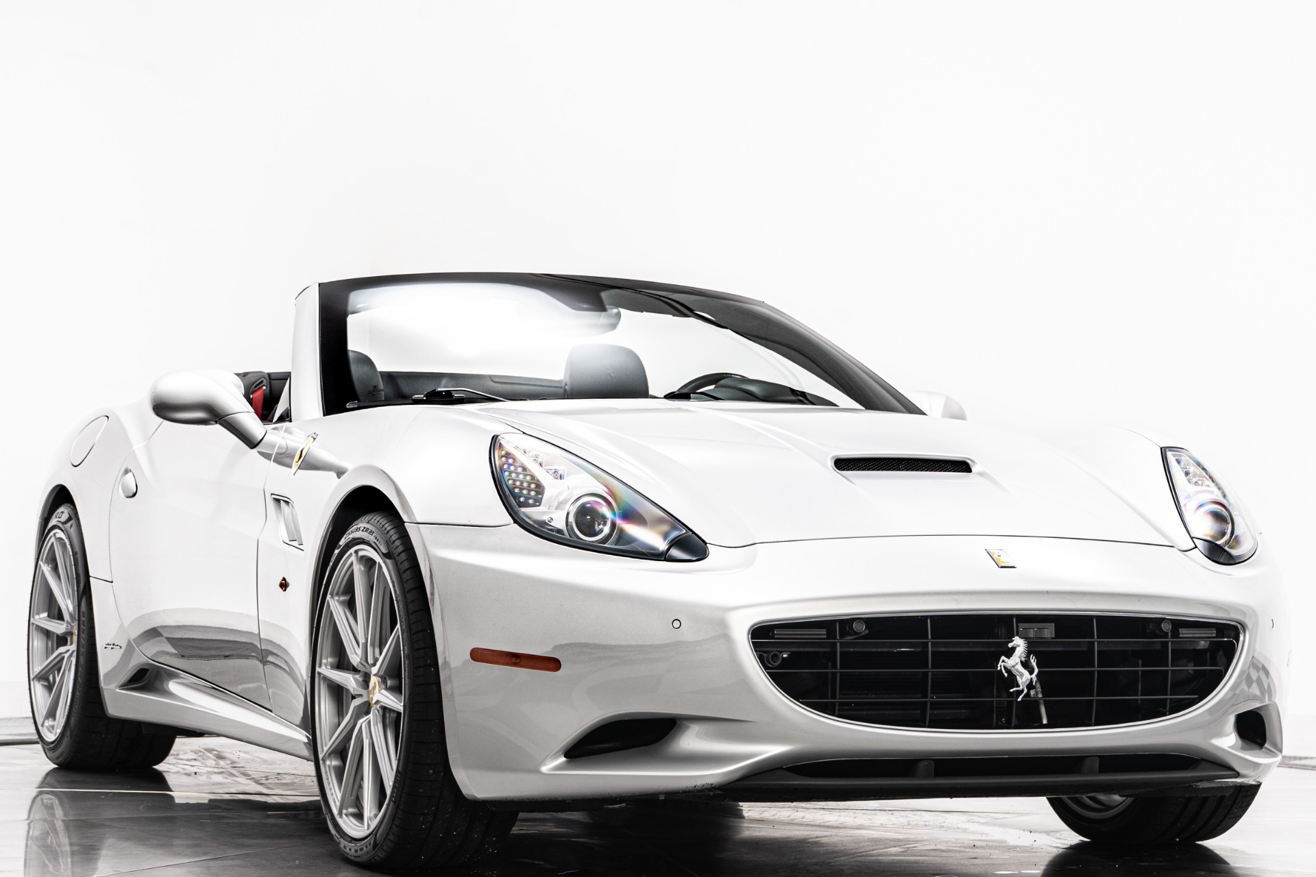2013 Ferrari California photo 3