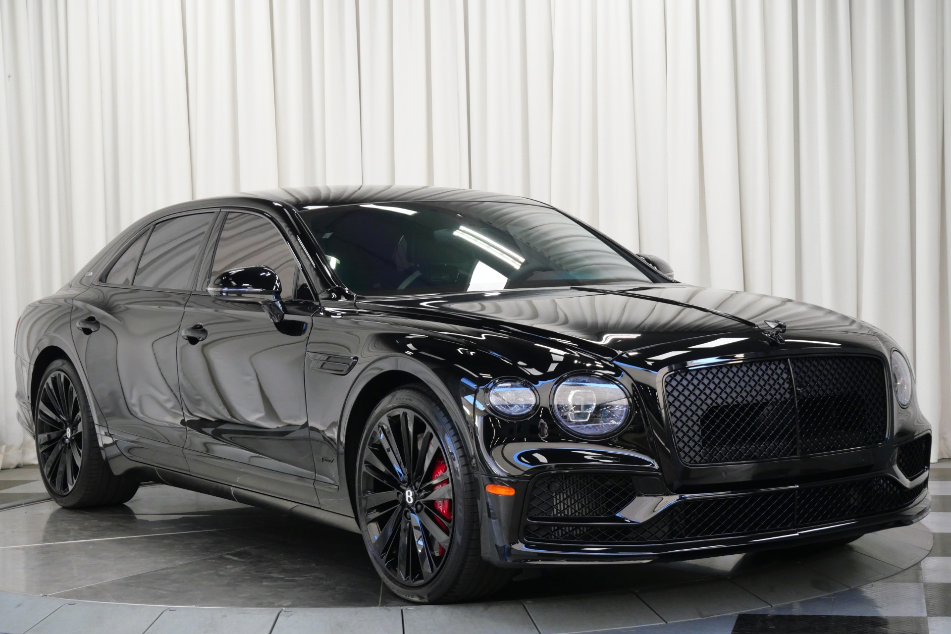 2024 Bentley Flying Spur Speed photo 2