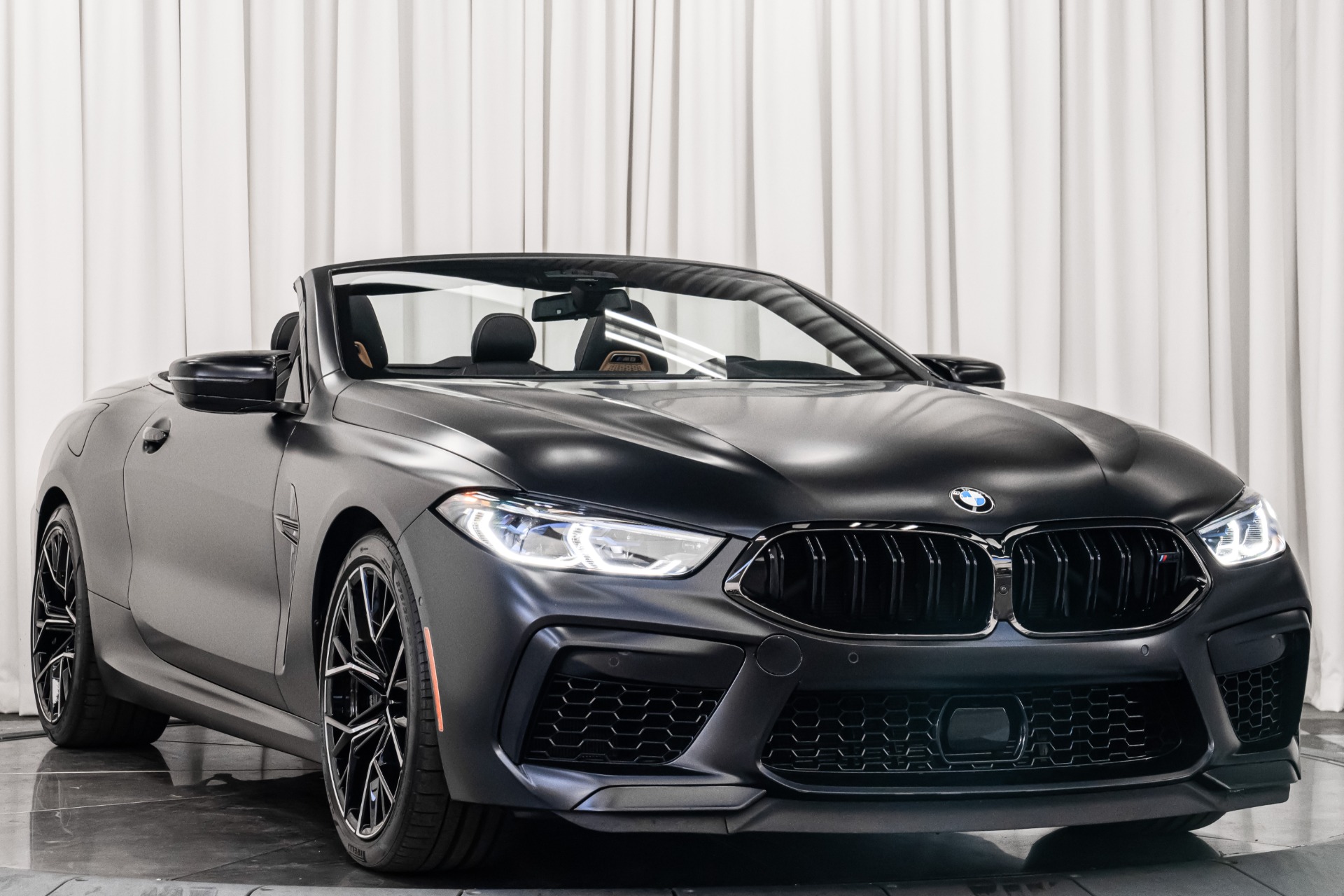 2024 Bmw M8 Competition Convertible photo 3