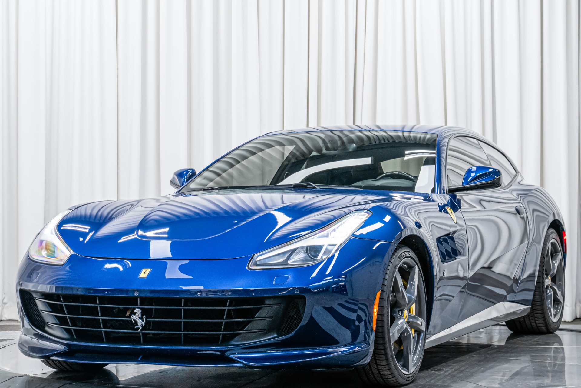 2019 Ferrari GTC4Lusso photo 4