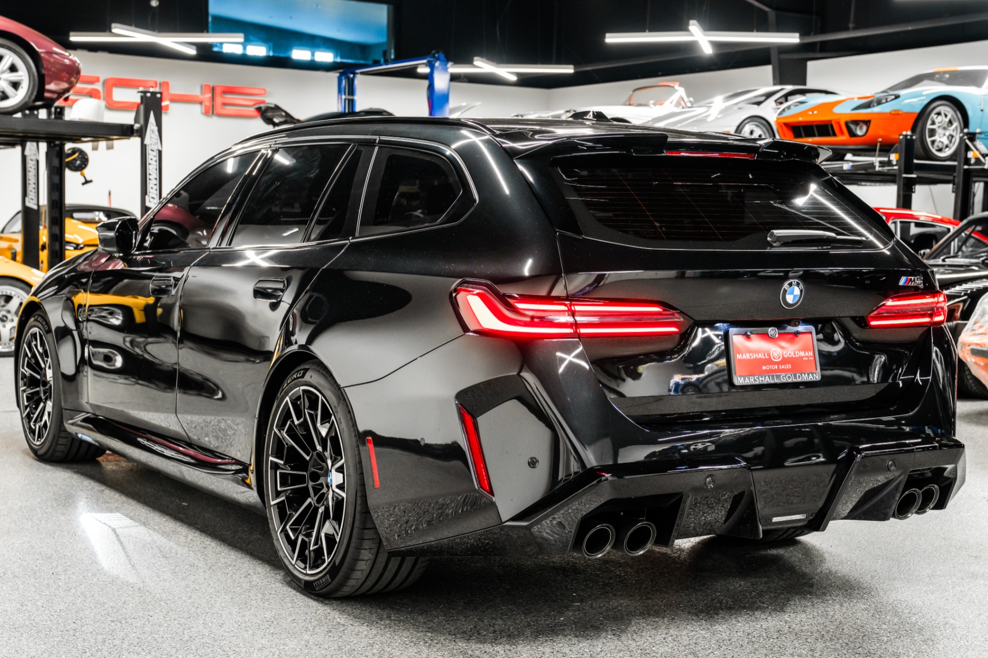 2025 Bmw M5 5 Touring photo 4