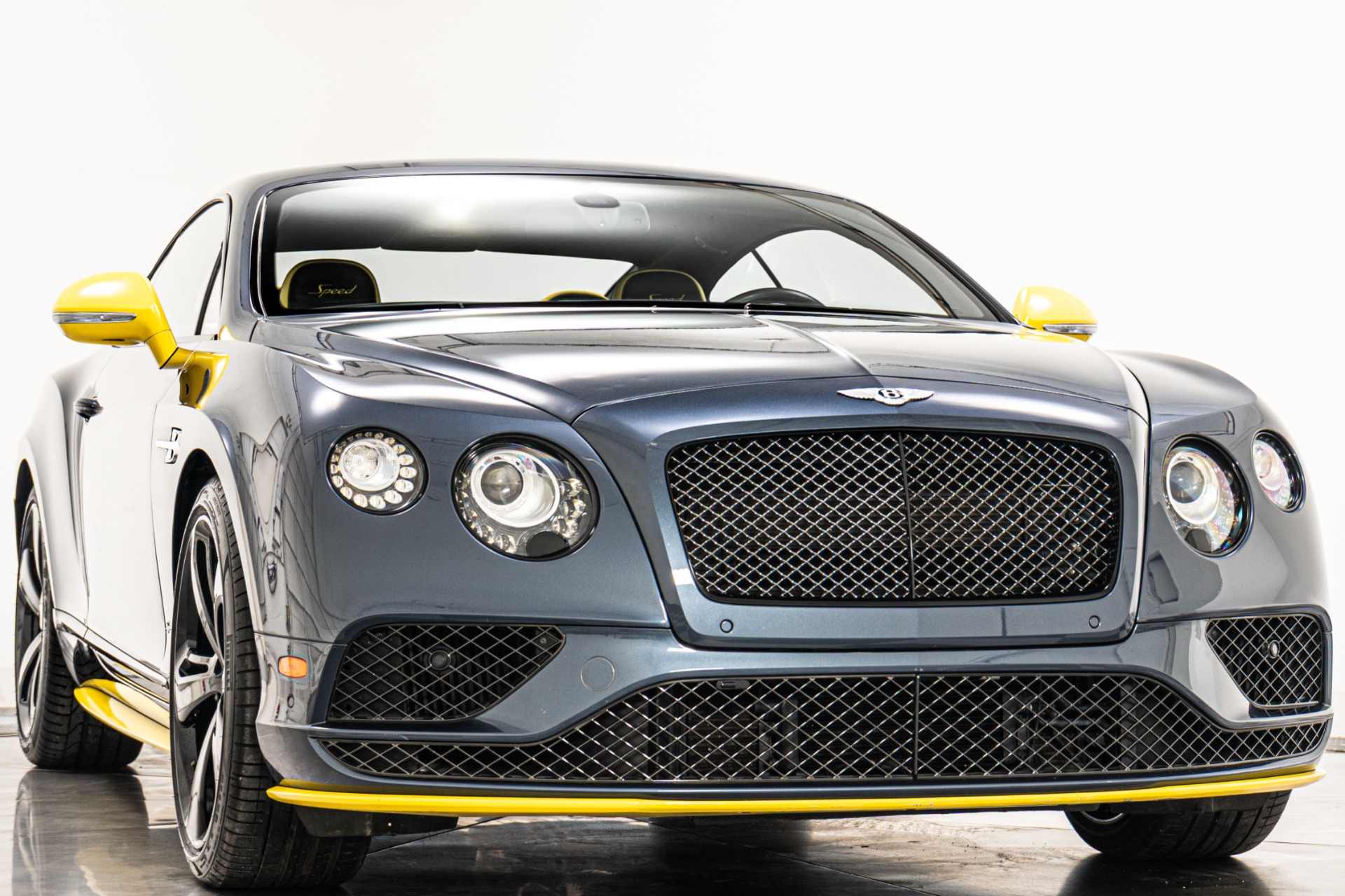 2017 Bentley Continental GT Speed Black Edition photo 2