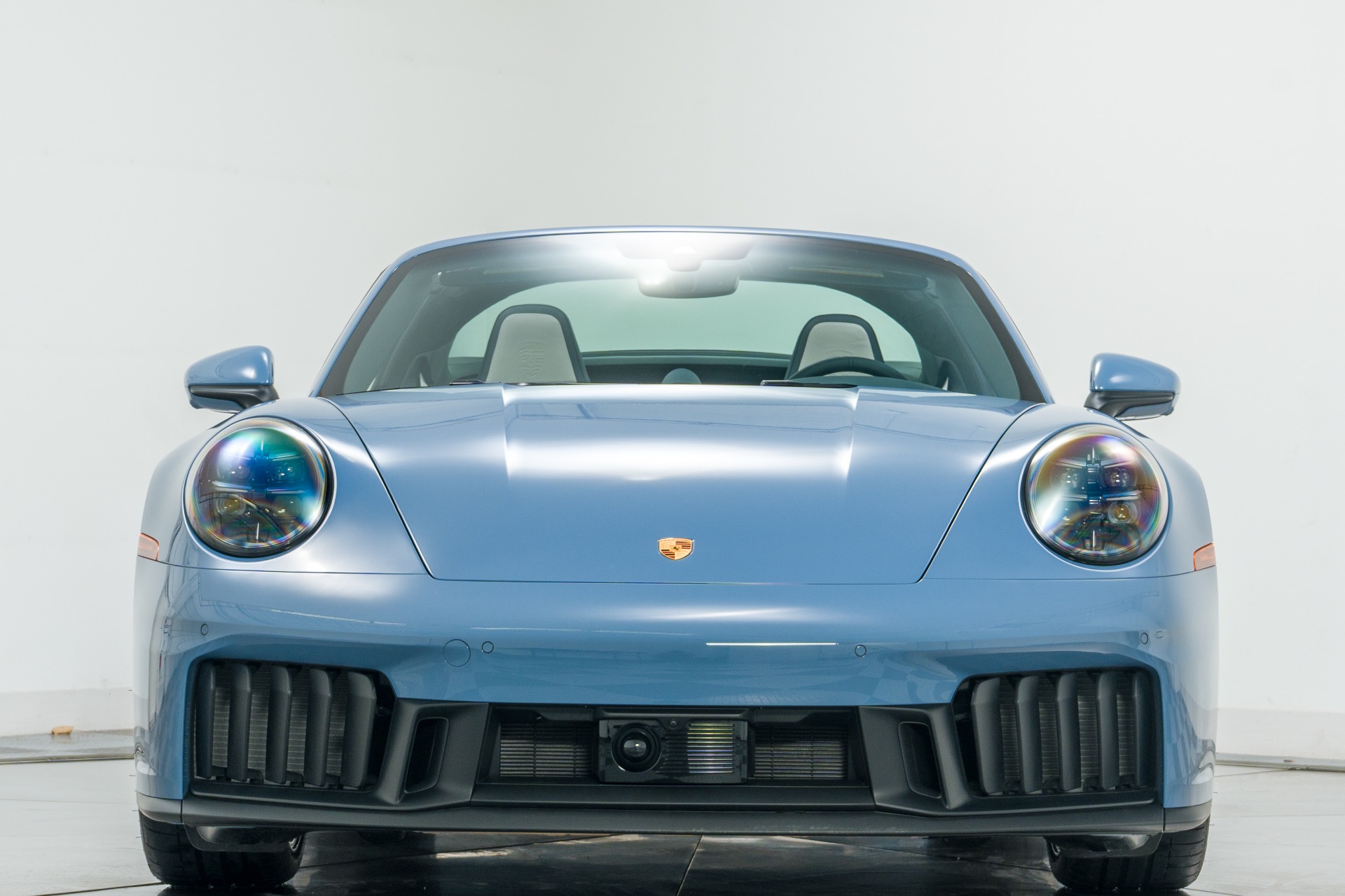 2026 Porsche 911 Targa 4 GTS photo 3