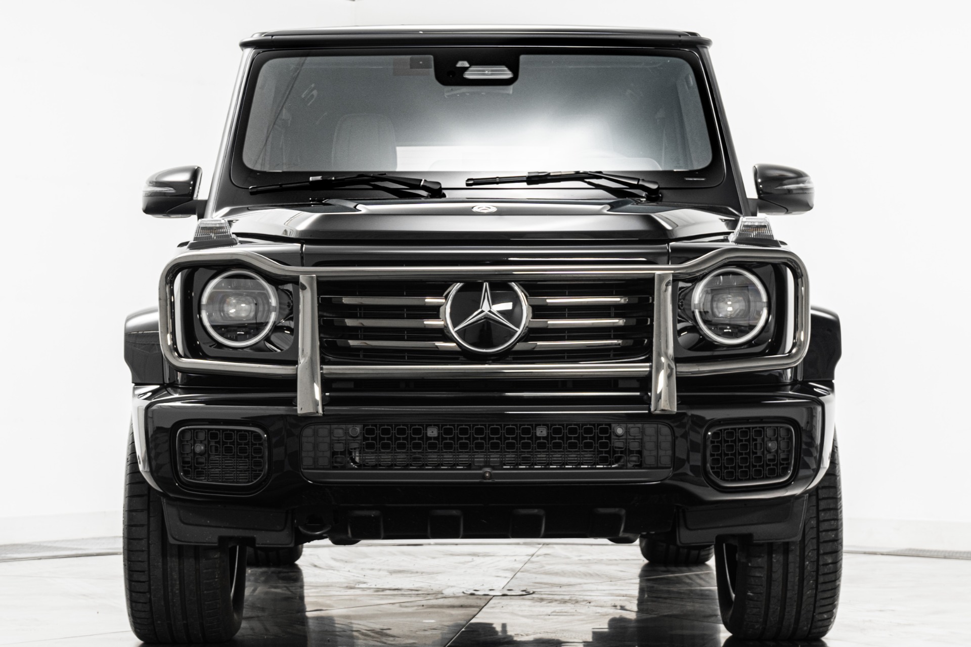 Obsidian Black Metallic Mercedes-Benz G550 -AMG Line with Dark
