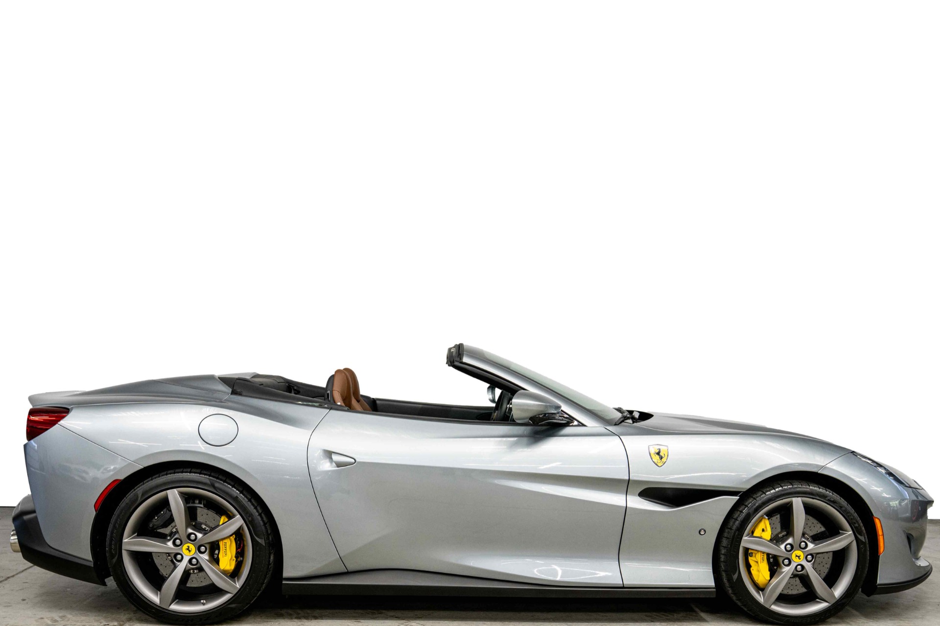 2020 Ferrari Portofino -591 Horsepower, Magneride Suspension, Great Color Combination — photo 1 of 55