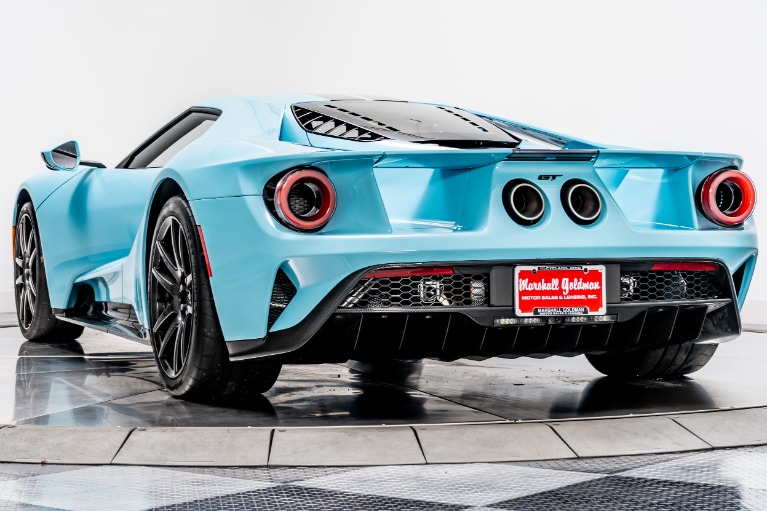 Blue Ford GT Carbon Series with 3.5L Twin Turbo V6 647hp 550ft
